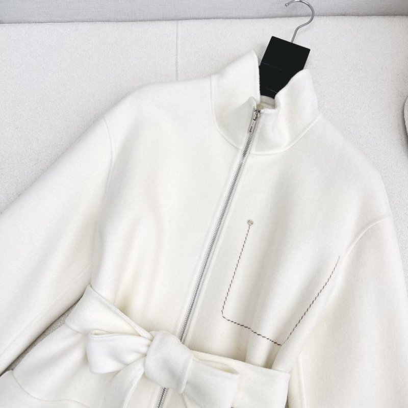 H**me5 outwear
